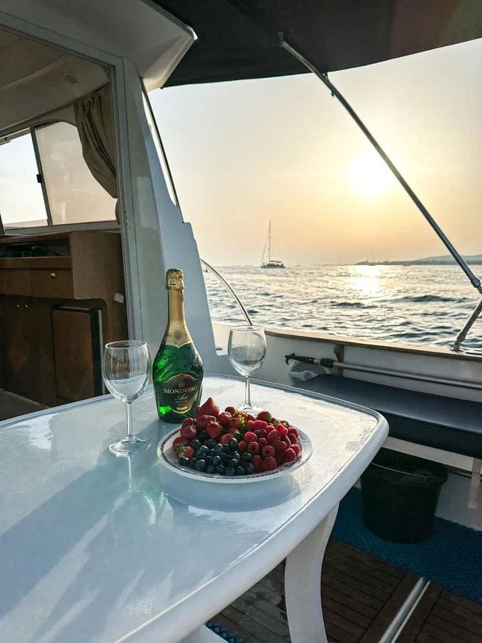 Морские прогулки, рыбалка и дайвинг