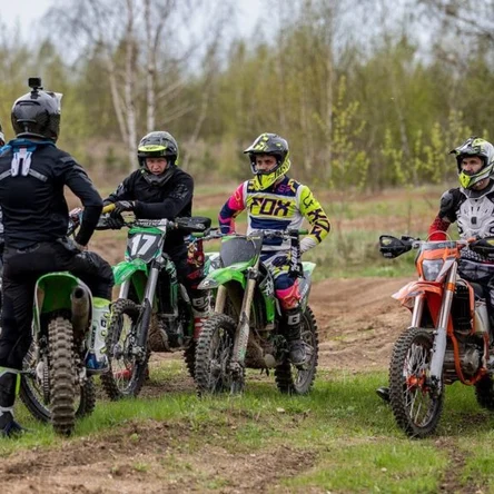 Часовой Эндуро тур на мотоциклах